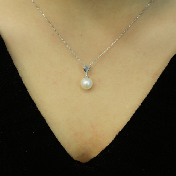 Pearls Necklace Diamond 14 carat white gold