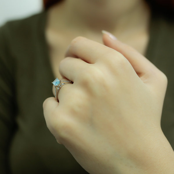 Diamant Oktagon Blauer Topas Ring 14 Karat Weißgold