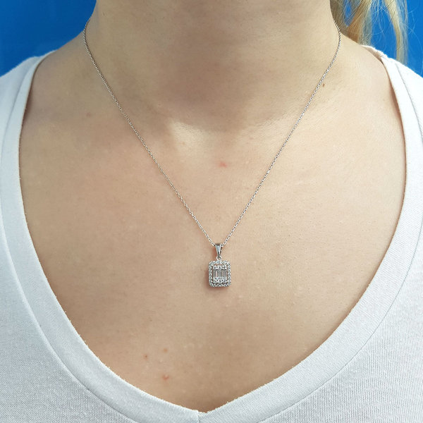 Diamant Halskette mit 0,35 Carat Baguette Anhänger
