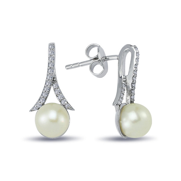 Pearl and diamond earrings white gold