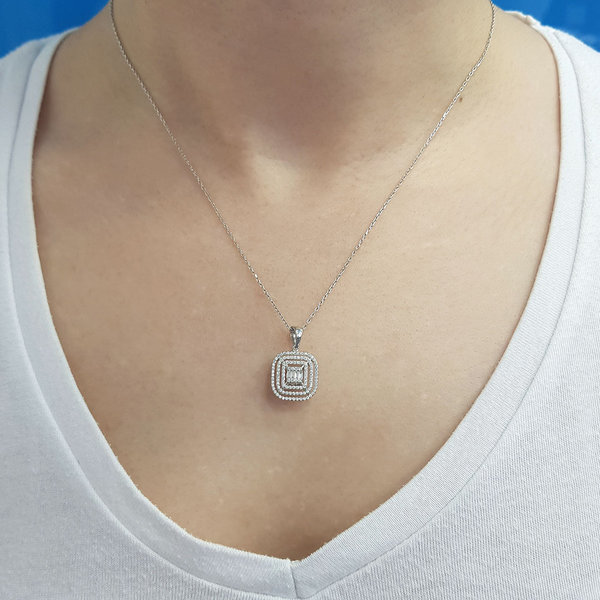 Diamant Halskette Carreé-Anhänger Baguette-Schliff